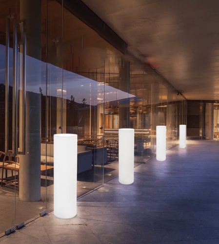 Светильник Цилиндр 40х115 питание от 220, RGB